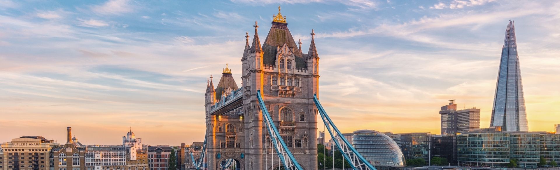 Tower Bridge, Cityhall and the Shard during golden hour.