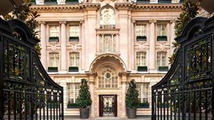 Pie & Gin Masterclass at Rosewood London