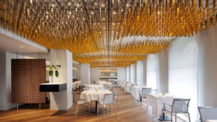 Como The Halkin